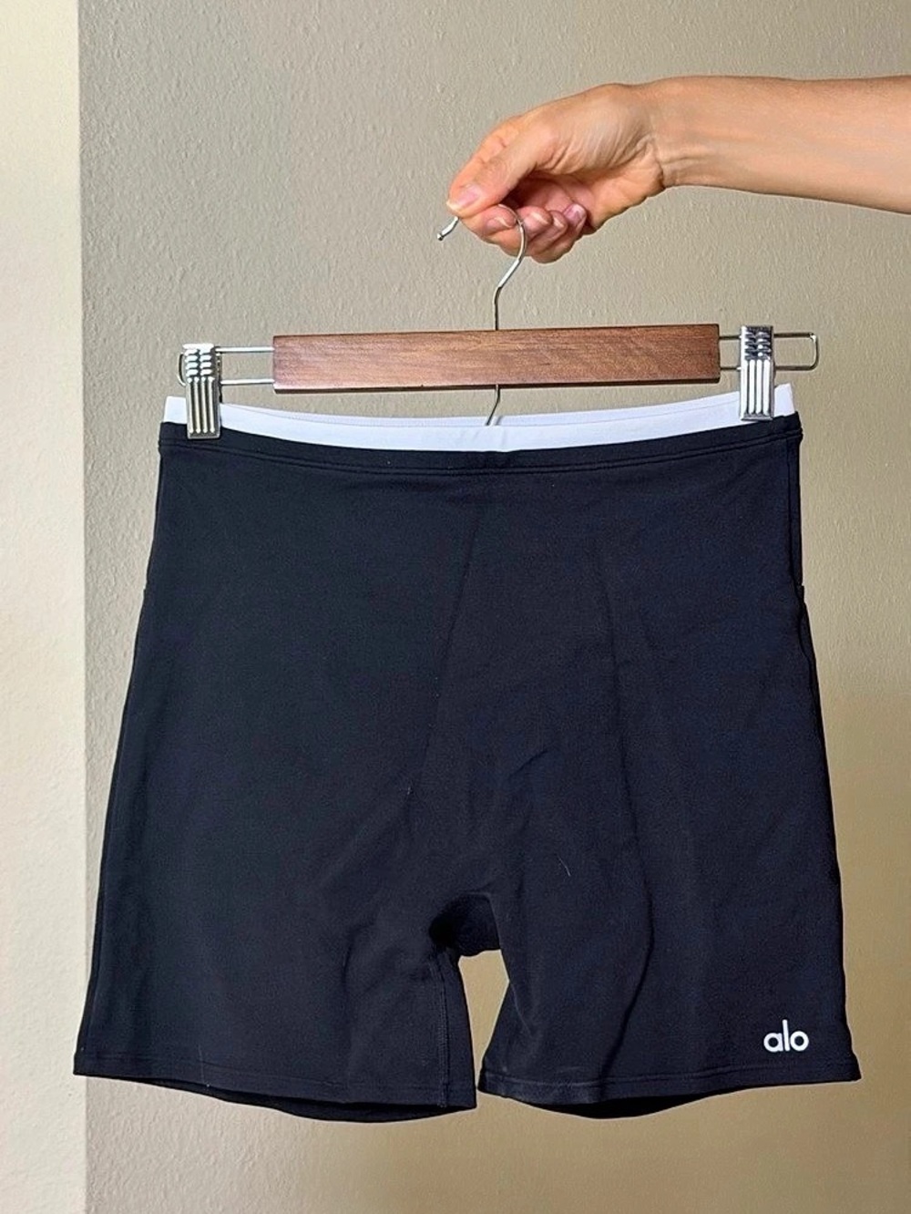 alo Athletic Shorts Black Large Like New